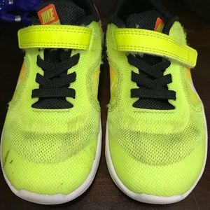 Nike yellow n orange sneakers